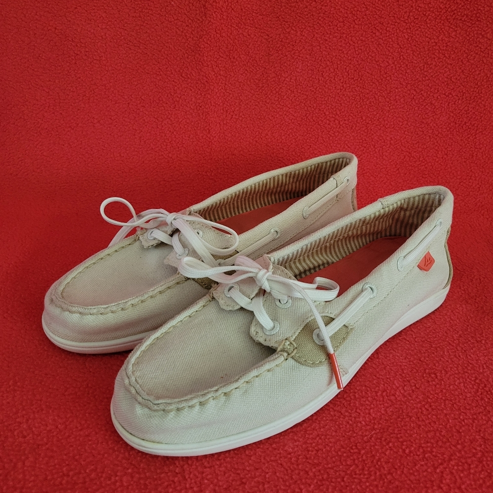 SPERRY Women Maui Island Canvas Boat Shoes Ivory | 6.5